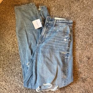 american eagle High-Rise Distressed Women’s Jeans - Light Blue
